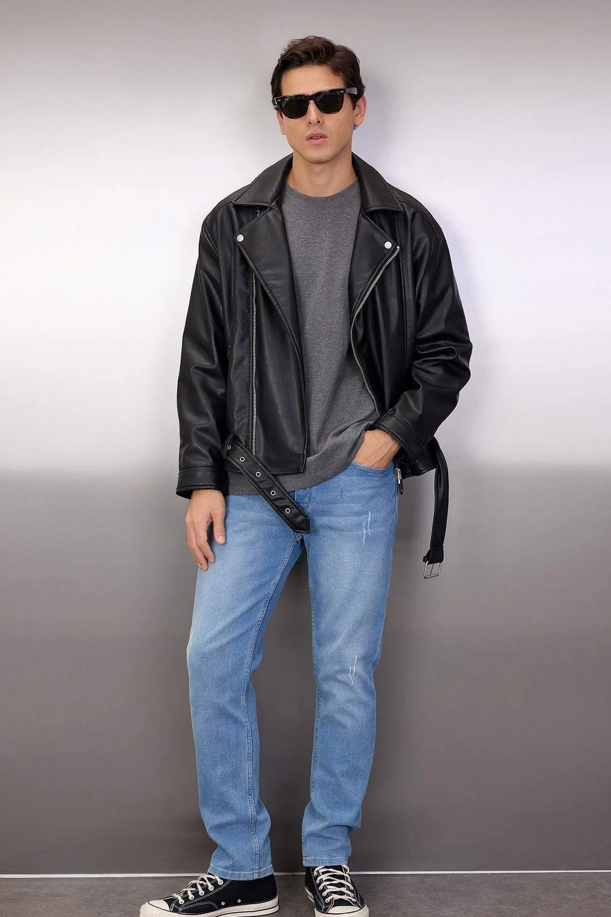 Jeans TMNSS21JE0067 - plava [djesi-src-934fb0a267ca57def717b761fbc305640f63a56bf5d1c1d2dd49ad42c8088ba3]