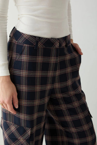 Pantalone TWOAW27PL00127 - Šareno [djesi-src-a3894270ba24b7a92f3a16cc33bd90968747ab7f6c3931bbb9bf624f1a501c8d]