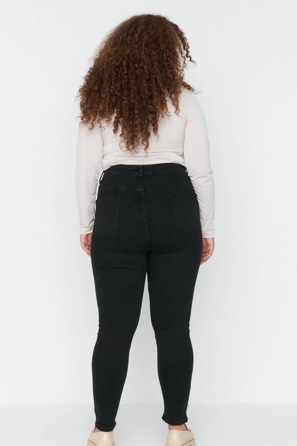 Jeans TBBAW23CJ00032 - crna [djesi-src-6ad22b49dfd33705caf453e80f345f79b31b0c7db537a47c9451600632a381c1]