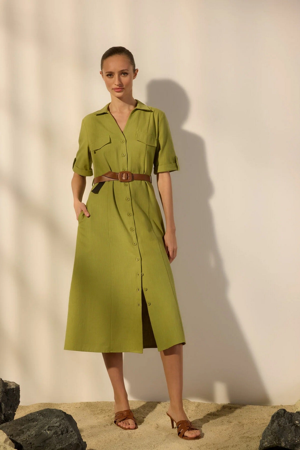 Haljine TWOSS25EL00704 - khaki [djesi-src-71421541b5a423e738ed711b7337f34b0cdc22abe2b3ca79ebf4b141b996fec8]