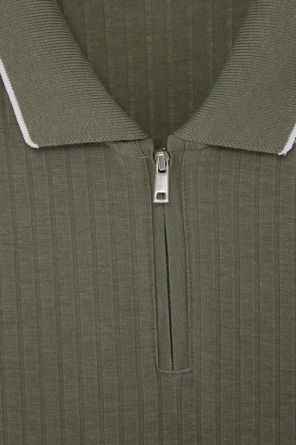 Polo majica TMNSS26PO00051 - khaki [djesi-src-d7ce5c37e0dc887edeb06777eada0a94b547d1dfbae93e67737783c097a0f9f9]