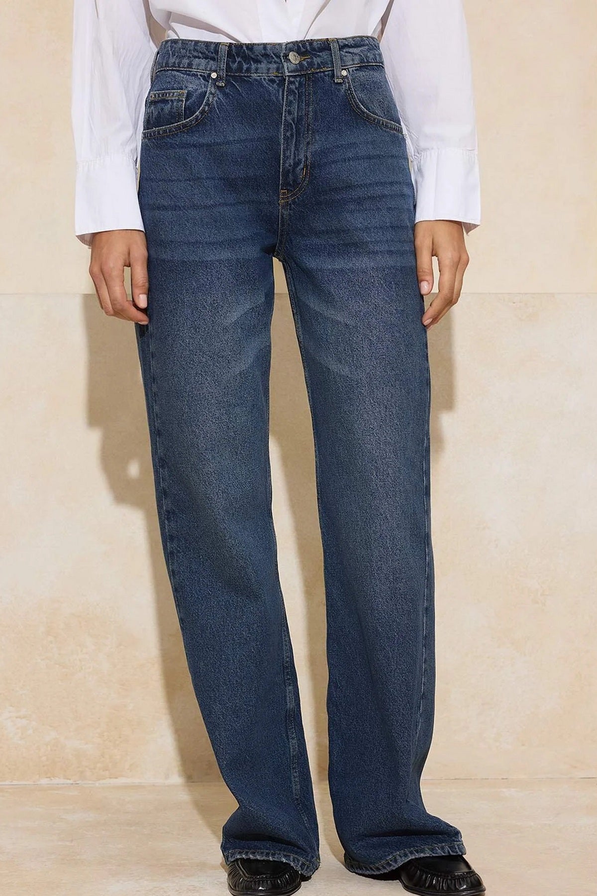 Jeans TWOAW25JE00105 - plava [djesi-src-97ac418e48c6b0aaba6d624a3161aa5e9e4cbab61127821a9d36ccd588c0ed4c]