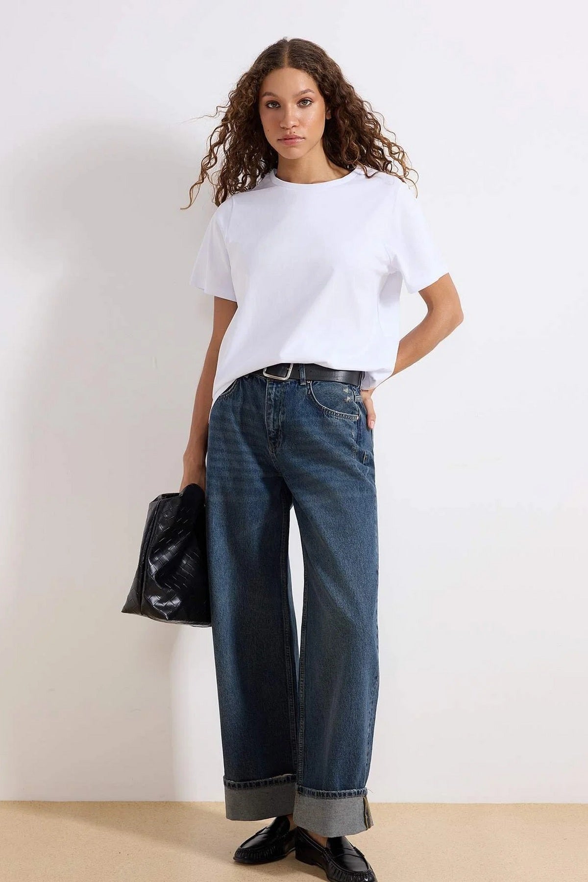 Jeans TWOSS25JE00001 - plava [djesi-src-a8ff53d28bbdbde2ec915262b1817d2374aee8bf6b3aa9c3e8f9301cb7d291ff]