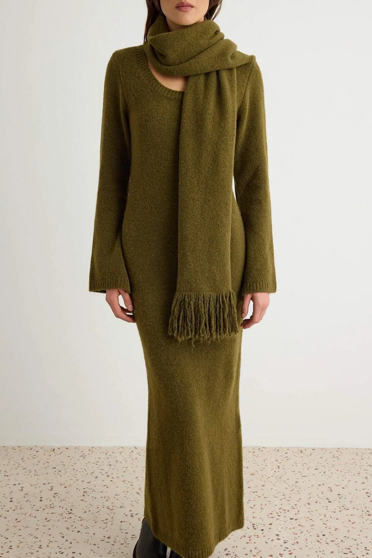 Haljina TWOAW27EL00239 - khaki [djesi-src-a36f6b6e4789b6e91facc15de4c4fc60fcac6463441bb73a3089cf88cd0d349e]