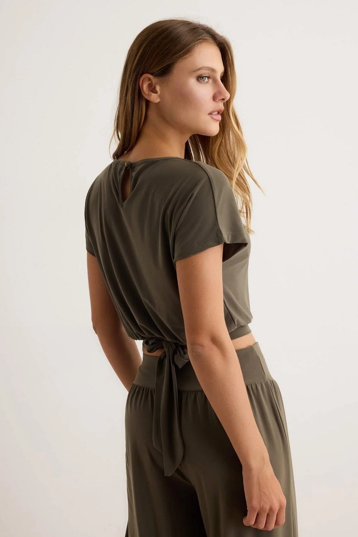 Komplet TWOAW27AU00078 - khaki [djesi-src-80ed2b6d5d9dfdcc48ef2ec5756d1c367381c21714f7ae539ce5055f95372607]