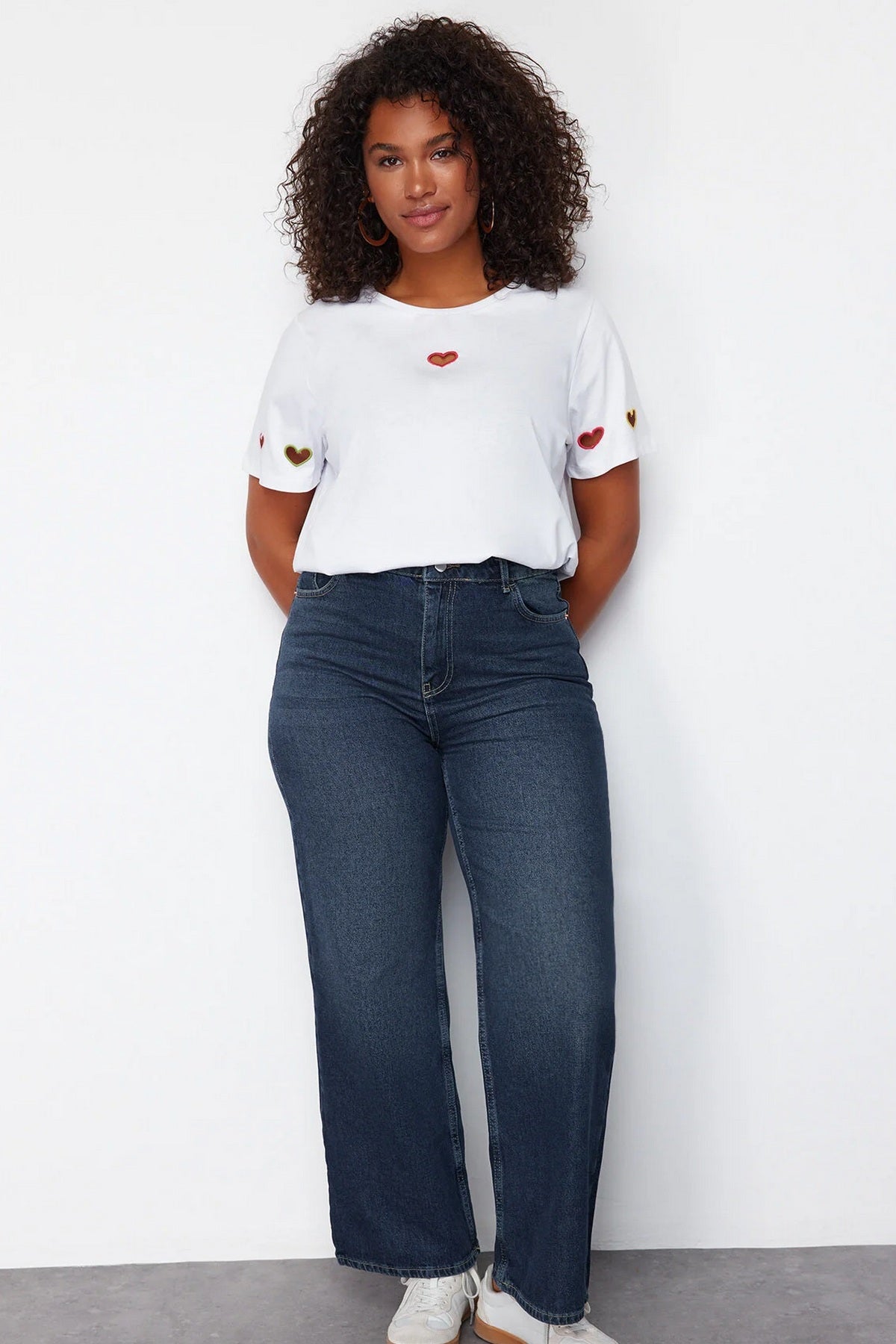 Jeans TBBSS24CJ00050 - plava [djesi-src-2974ba711abd6cfadb4333d01acf702f2b9c28630a38c506fbcfd8751bb7a181]