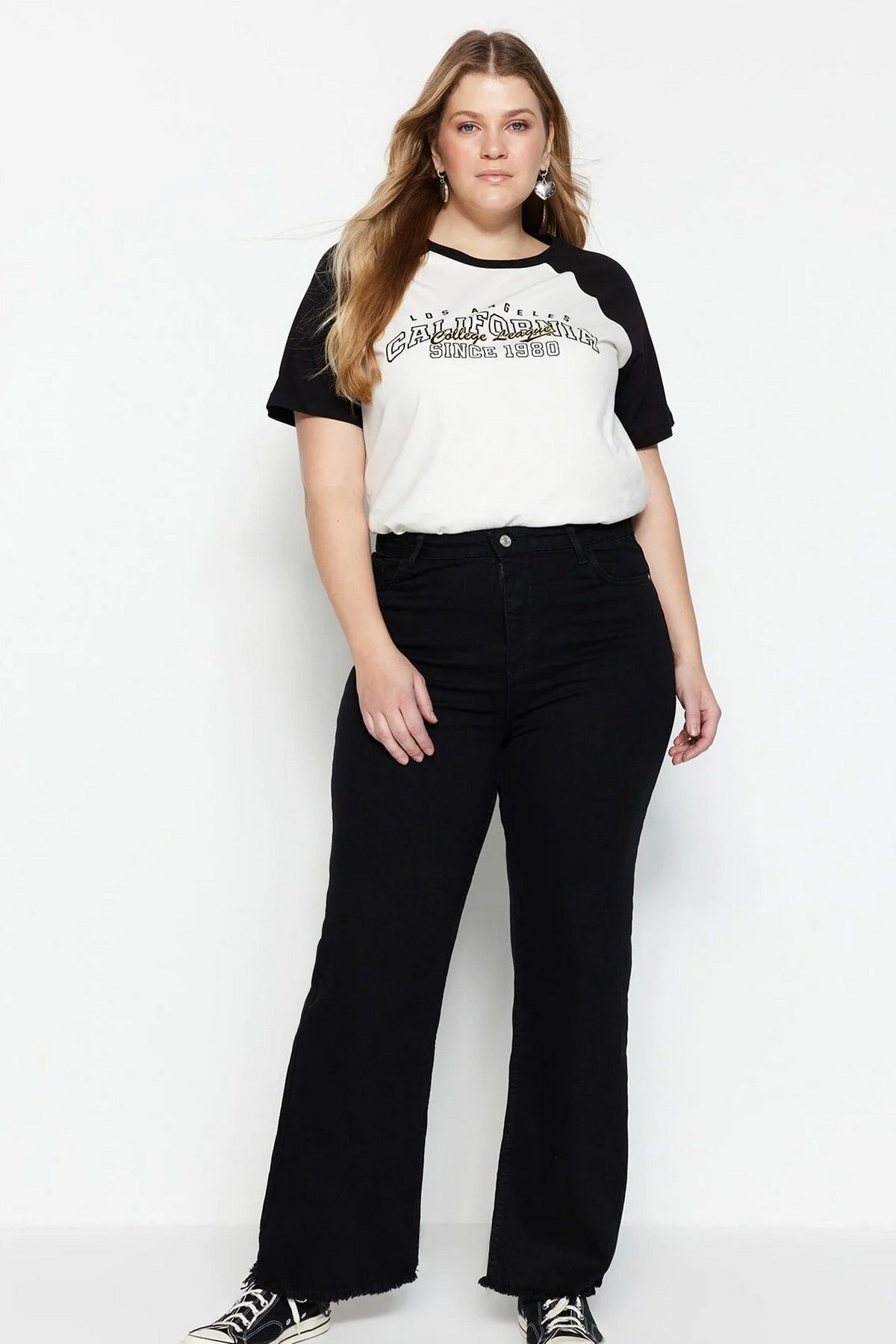 Jeans TBBSS23CJ00009 - crna [djesi-src-2a27b05865d7eef84494231d75898875c4e3211c08e9bf40138e960d0e62895f]