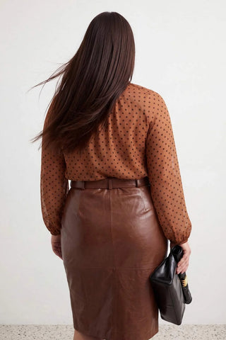 Bluza TBBAW27AF00089 - braon [djesi-src-dd8bfbe4bfe0836c1b351fde5de95799ae00a5e7d52190f6573589b3369307da]
