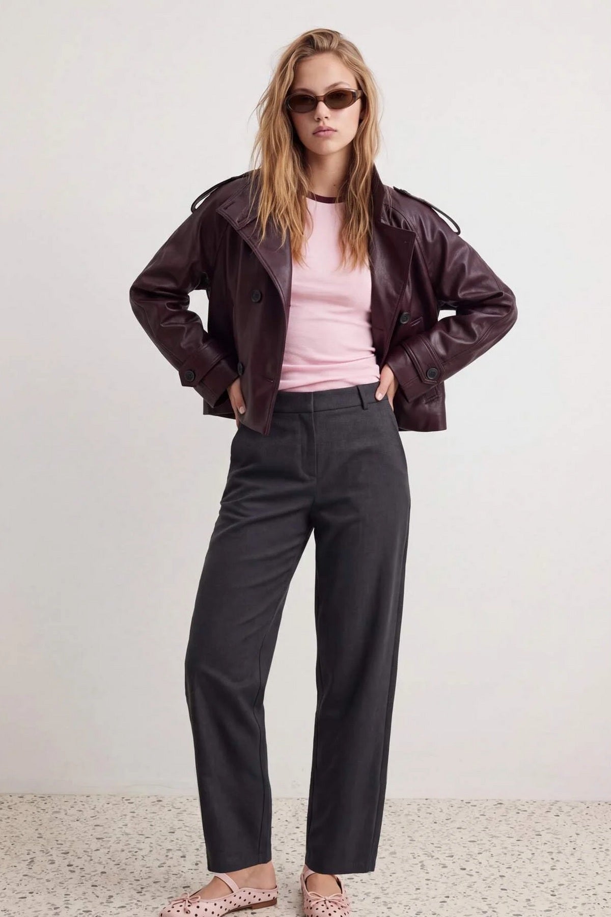 Pantalone TWOAW27PL00071 - siva [djesi-src-0b1c709bc6257da87906b462f792900912722267af6a5e4fcb5e2b8ea37854bd]