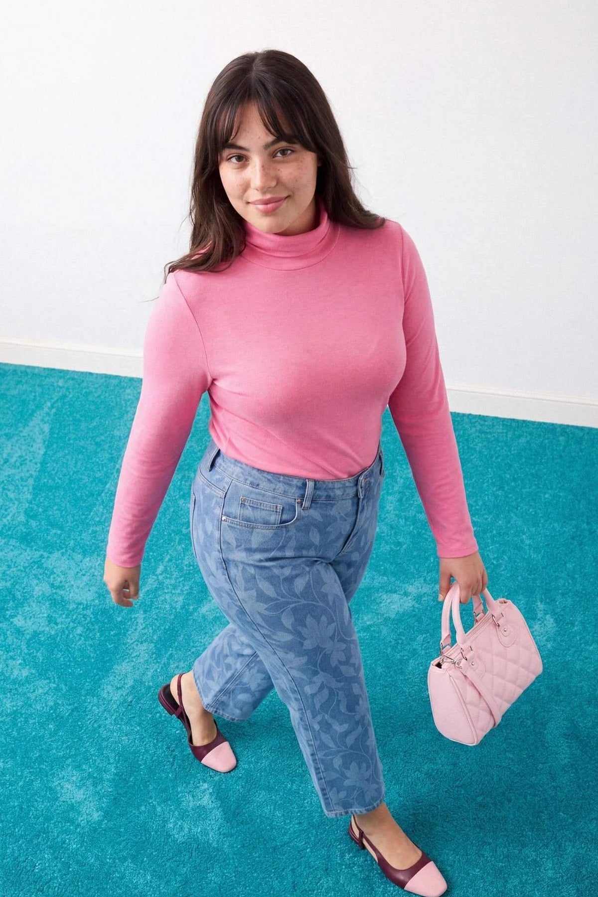 Bluza TBBAW27AF00077 - roze [djesi-src-a00a333d3f0cc43db1d468e798483a40be0f060b6ef1edc5a0d0124e1a59444f]