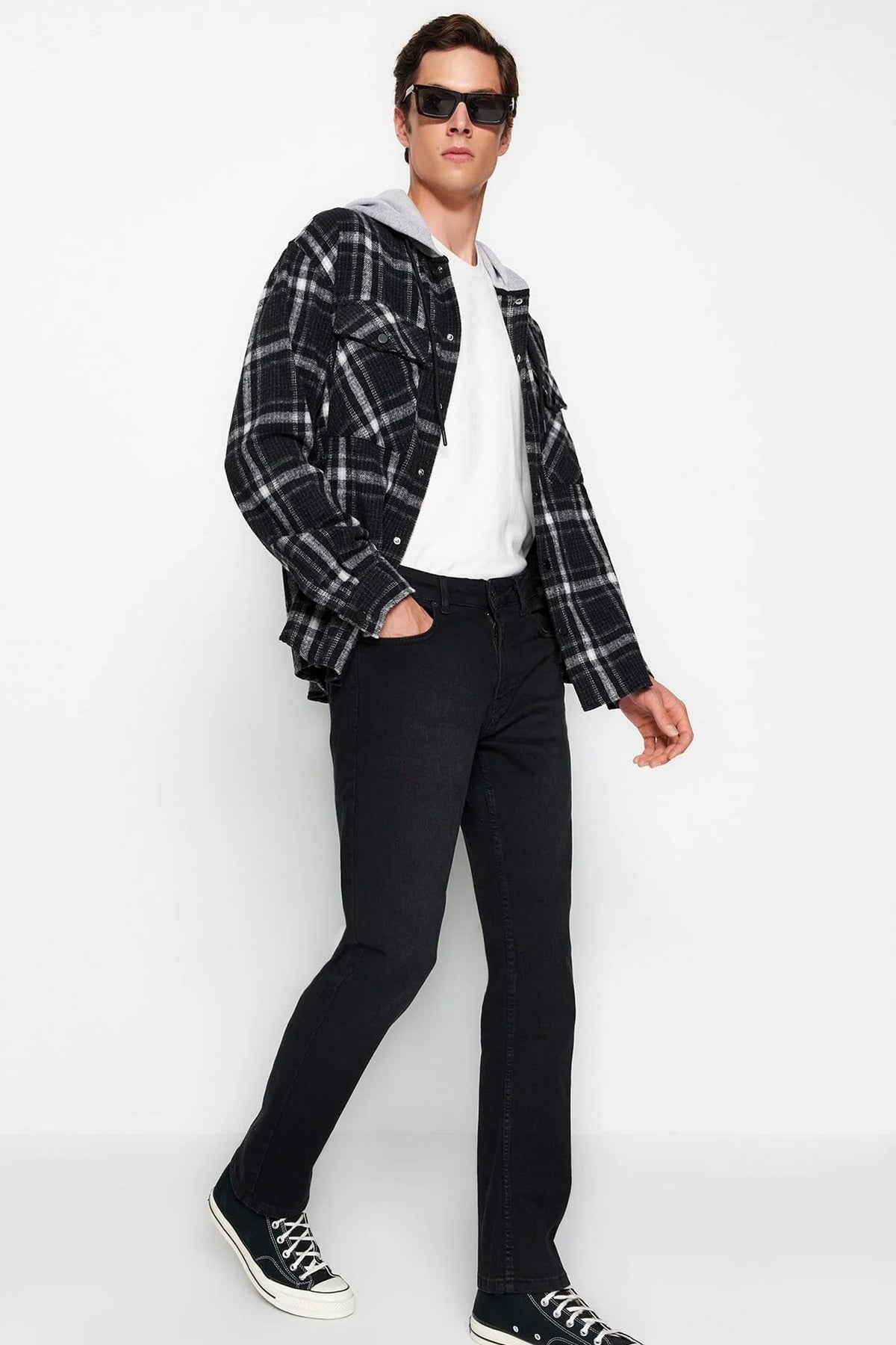 Jeans TMNAW23JE00036 - crna [djesi-src-18130fbd6e941ac671f831e8f45adf1b2fefc8f2b5c1aaa3dbd82888ec63c7d1]