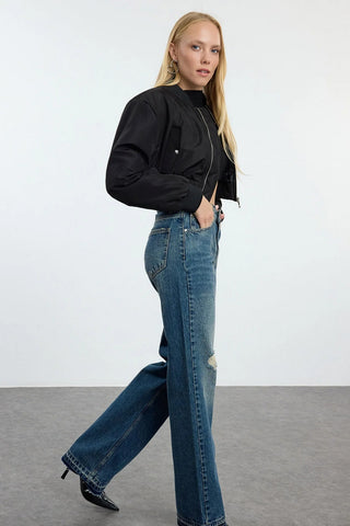 Jeans TWOAW25JE00203 - plava [djesi-src-1fdf290c3eae2f8c23dca0d9f25378c754cc56b8b31abaad2f1da68e713f472b]