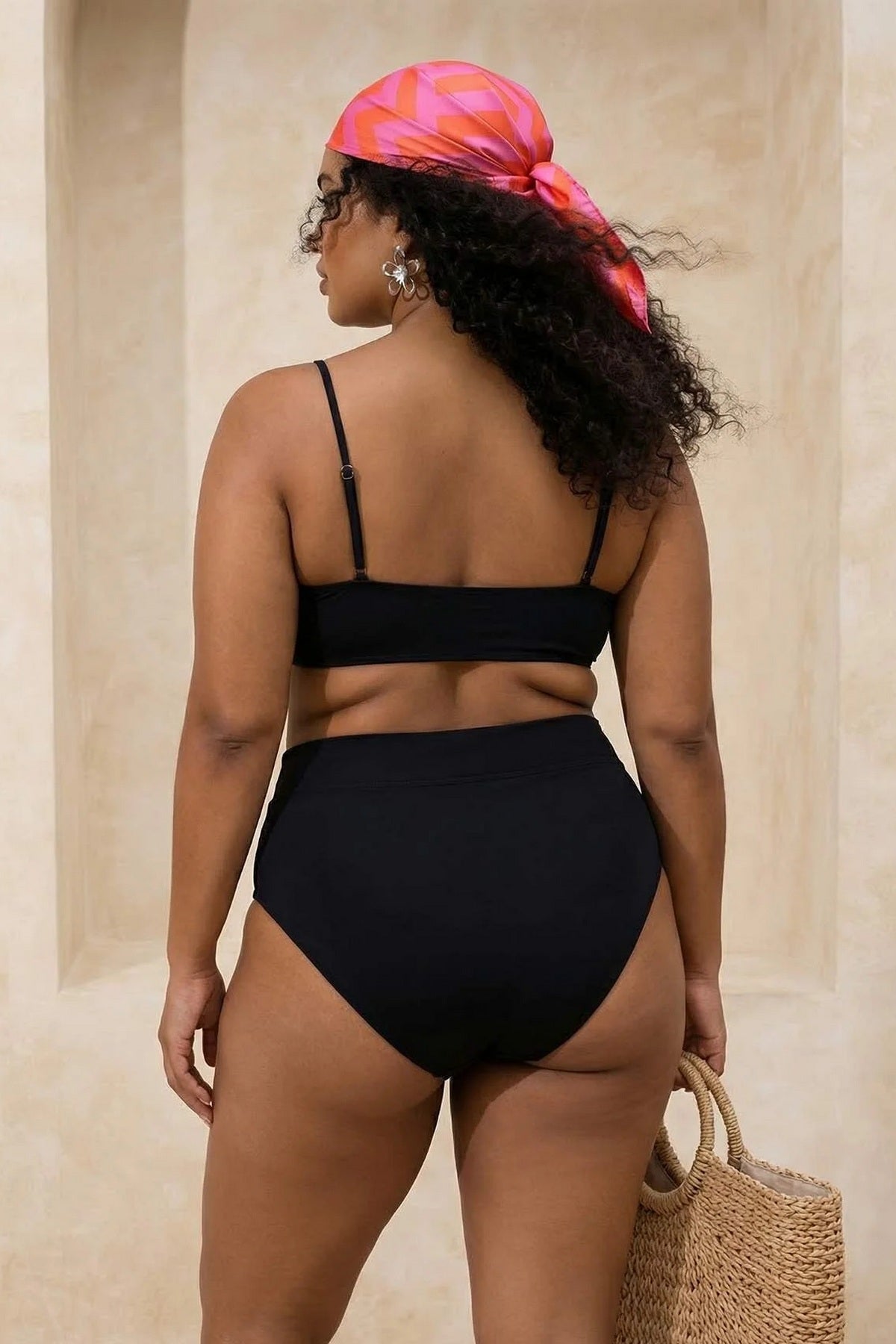 Donji dio bikinija TBBSS26CR00001 - crna [djesi-src-491134652fa62fd8ab3a7d3bb1d06bf4cc088c2fb32c64b27483956ee807cefc]