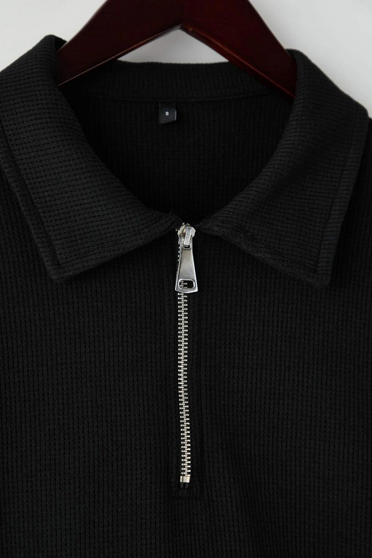 Polo majica TMNAW26PO00000 - crna [djesi-src-4f740bf21bd6f938184a34b2c213699eef84ea1f077e6ebfdbbd2199269d4878]