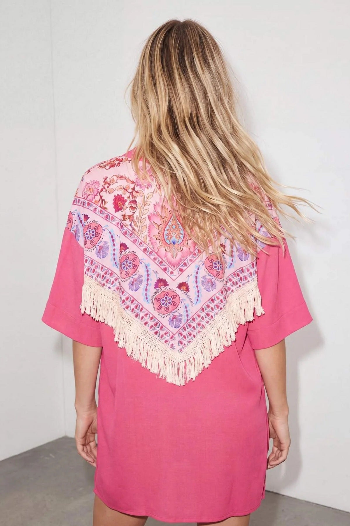 Kimono TDRSS26KM00002 - fuksija [djesi-src-c088f51a6a80393119e60b62b3bb70dfb363af9b60546c6dcbfa4a2049ef22a2]