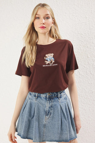 Majice TWOSS25TS00088 - braon [djesi-src-6dd98e056cd9d677b6b3116fddfc97ebb0f4c2bb9cfca36403f3a28270eff18f]