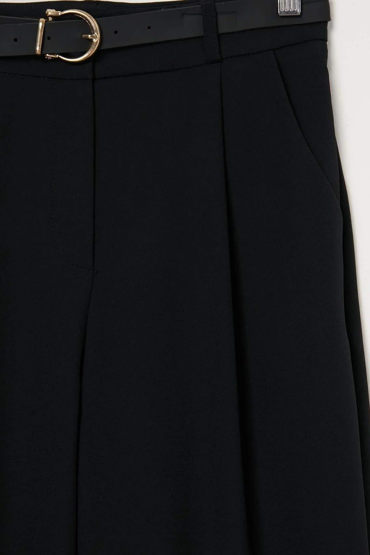 Pantalone TDRSS26PL00068 - crna [djesi-src-0c75824ee6e8106691c273f2f2bdd08de39638302bba17391e91c0f15cfcc207]