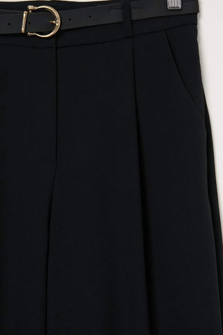 Pantalone TDRSS26PL00068 - crna [djesi-src-0c75824ee6e8106691c273f2f2bdd08de39638302bba17391e91c0f15cfcc207]