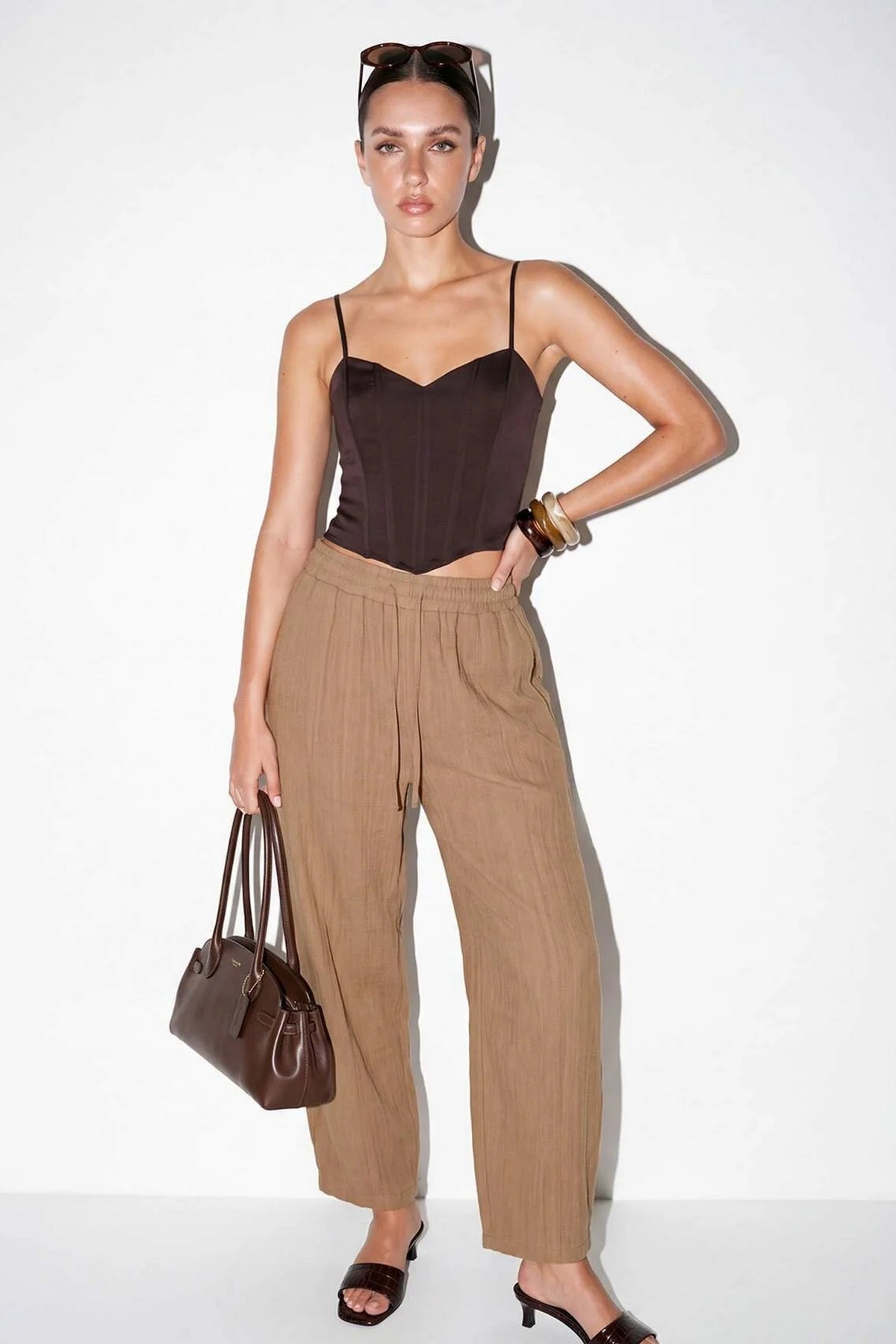 Pantalone TDRSS26PL00070 - khaki [djesi-src-b6c0a9832e074cfcd2eba92e456224c295f02ad03512fe4027b4eea5acd52261]