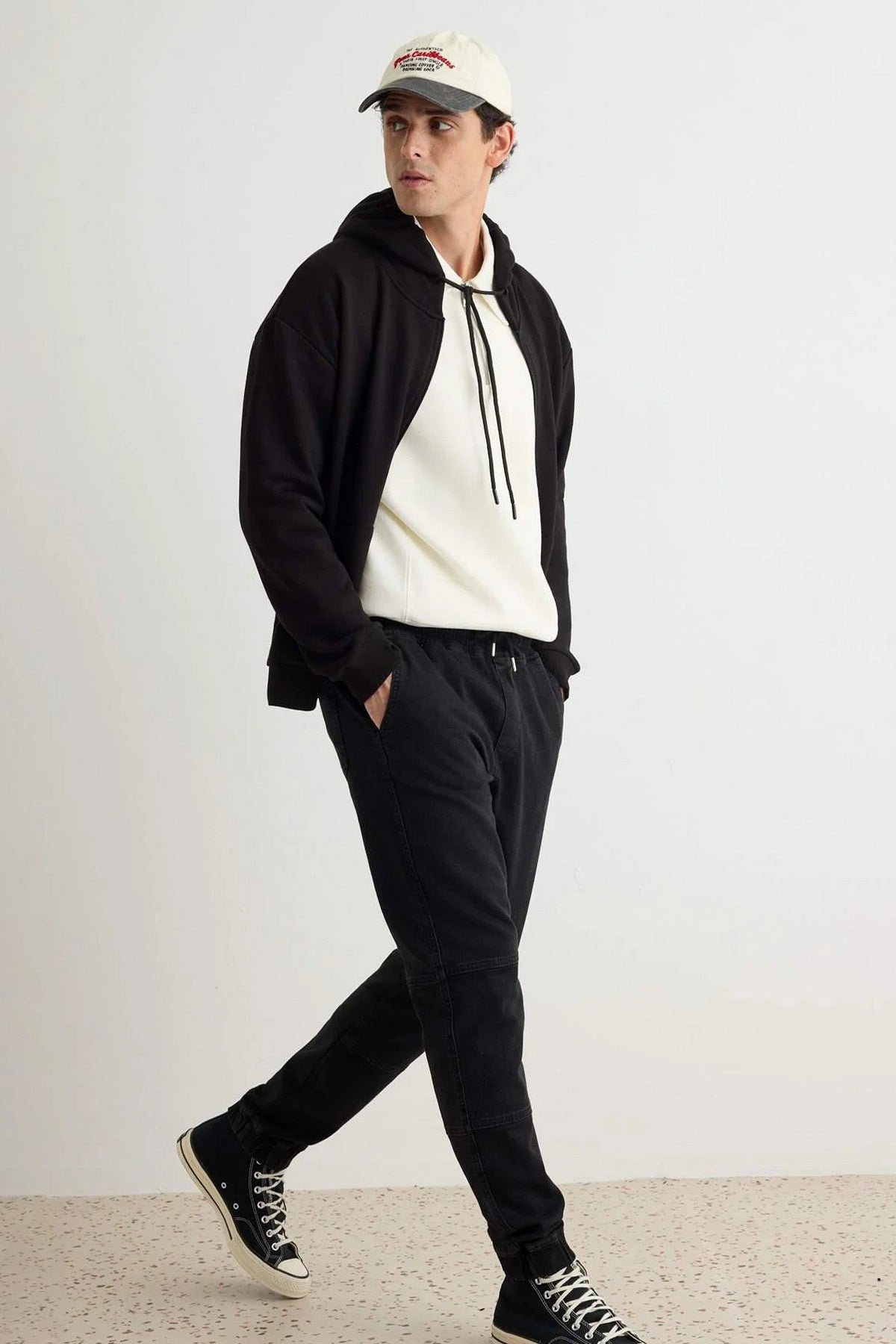 Jeans TMNAW23JE00060 - siva [djesi-src-3d3da0ee5aa5af3388ab43c4327f787f955b5ff86c4d02bbdb3094222e0d42ac]