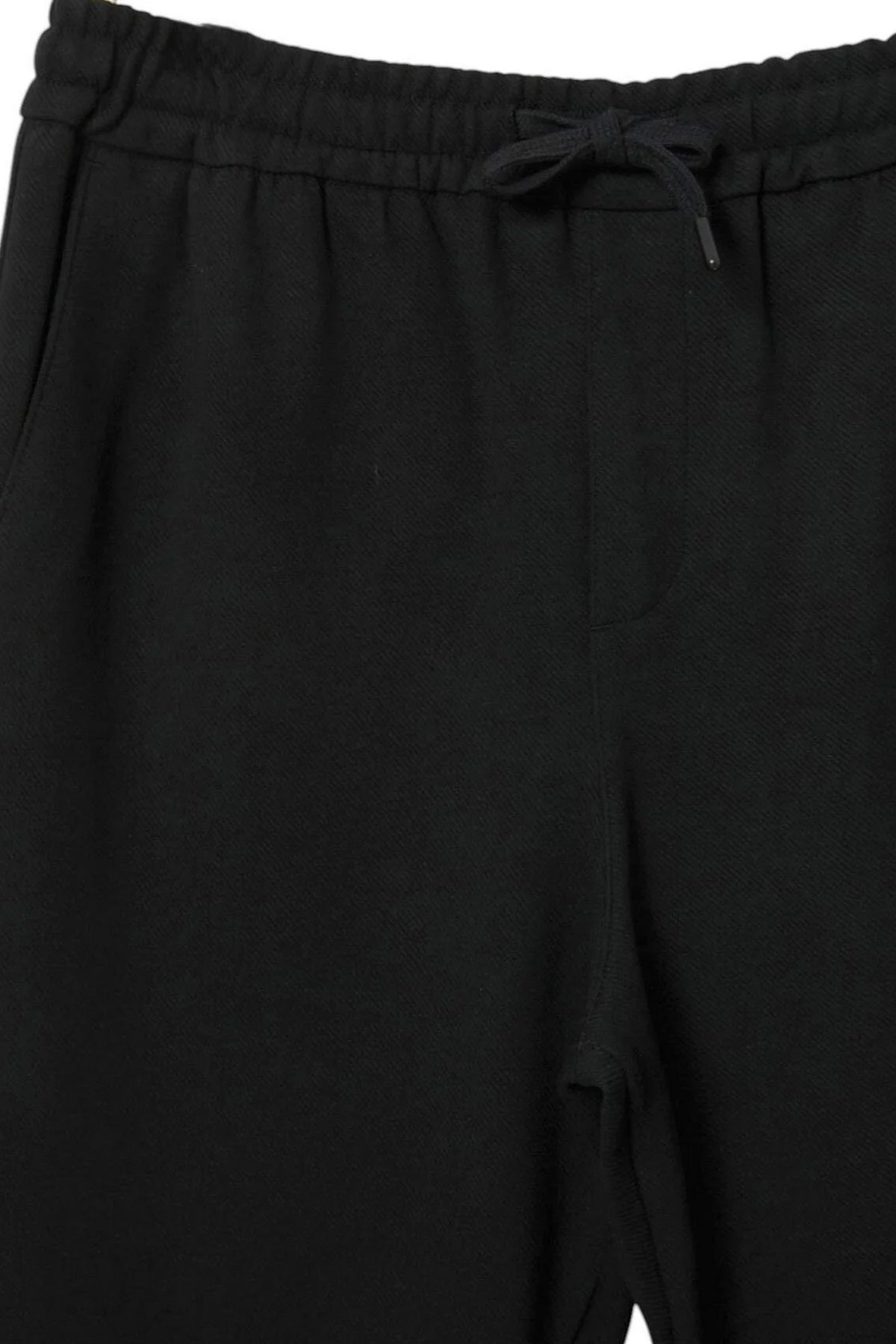 Pantalone TMNAW27PL00011 - crna [djesi-src-fee51f84954e6285db18f8e8e5db2786a35c62c387833a455fa564ea74e4e841]