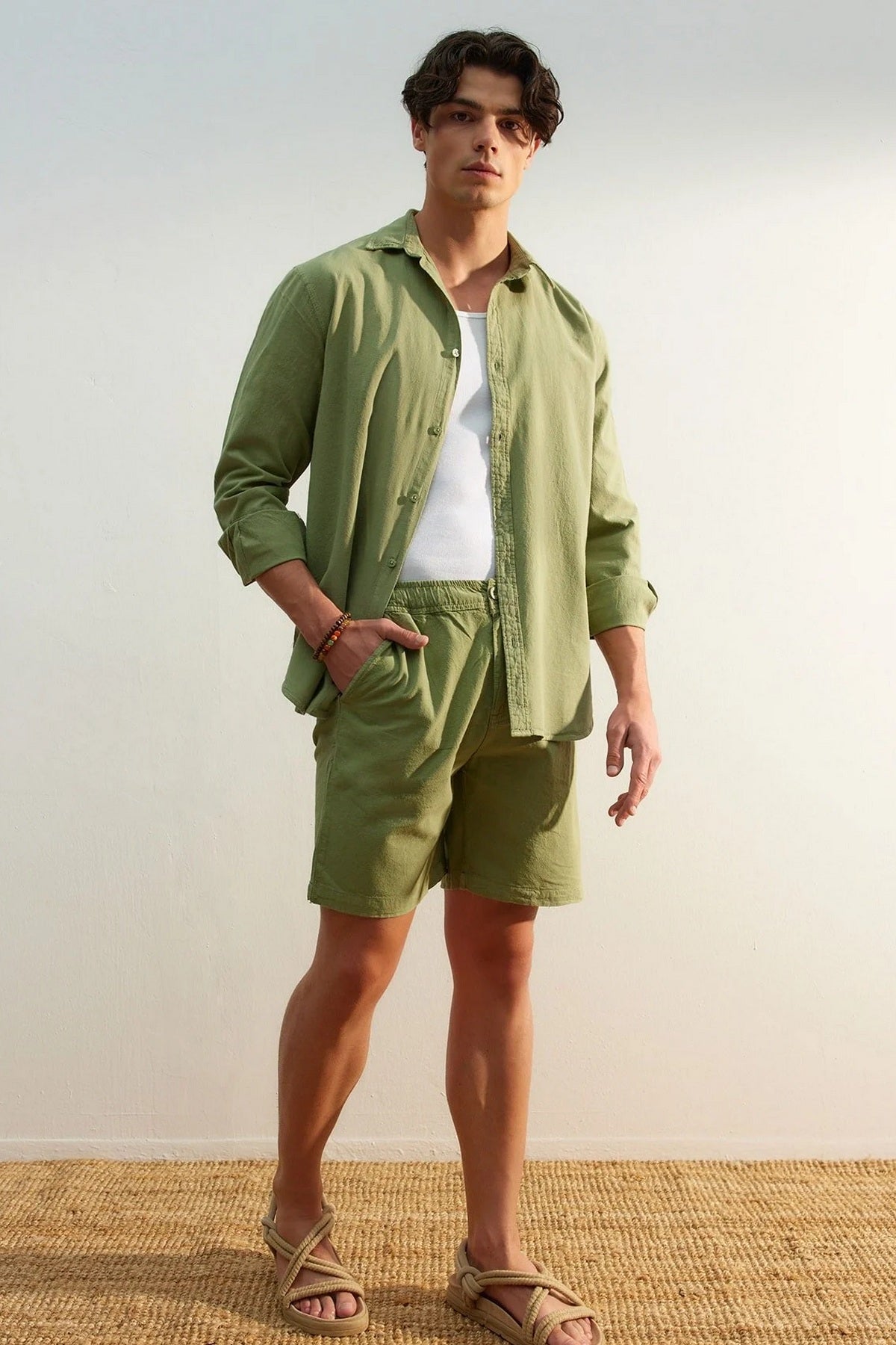 Šorts TMNSS23SR00056 - khaki [djesi-src-1ccec15dae9e53377619f5a62f9f49ade7dbc6081fd4d32417fd59362380ab80]