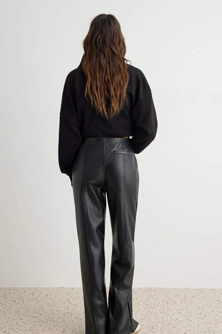Pantalone TWOAW27PL00103 - crna [djesi-src-961bf35fd1c51ce7f4d1eefdab7a3ab8f61db5e071a9990af07dd2bfe0212891]