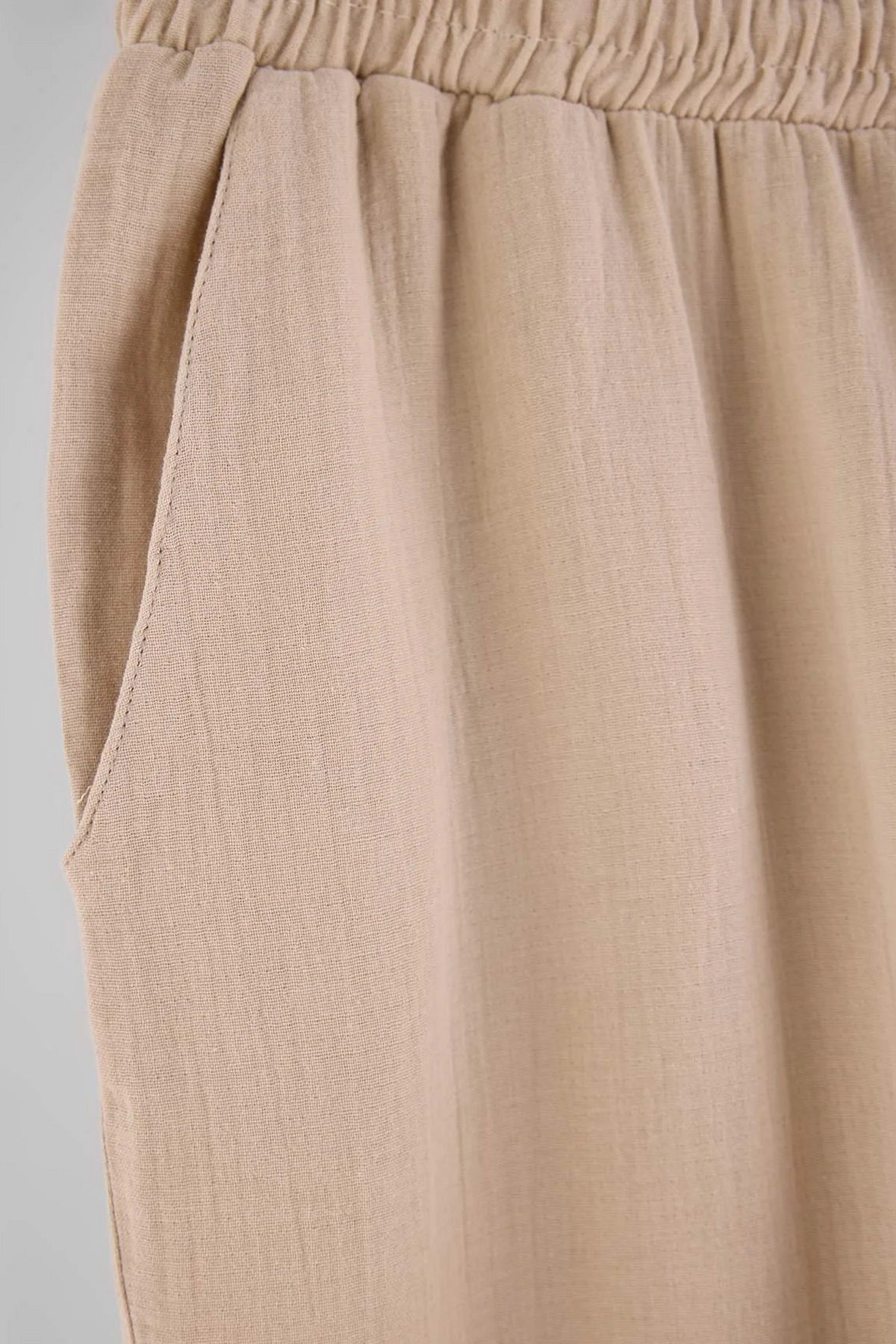 Pantalone TMNSS26PL00040 - bež [djesi-src-8d49b1d90f4e11d7400c89ff4dc12217b78ac44c050642d44ac1a112358e6edd]