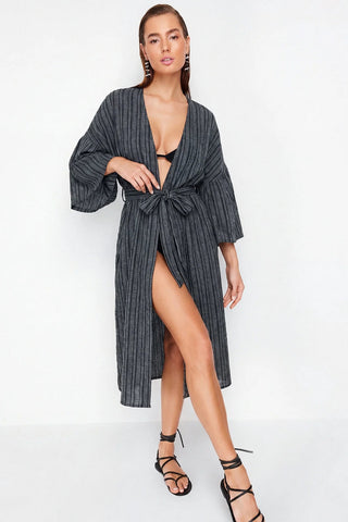 Kimono TBESS23KM00028 - crna [djesi-src-bd15c37b7b08159c1fb0be9d1410cdc6bccb7c8963683f252f0a6b534c2a1898]