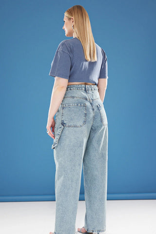 Jeans TBBAW25CJ00034 - plava [djesi-src-4bb5991b19d946cc00ba25e9599cfc2429cc5fbf2d5331ec66a83e377ca7e969]