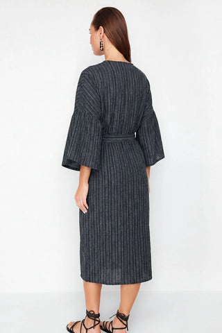 Kimono TBESS23KM00028 - crna [djesi-src-5b2db2454c0c6be1c74bc85bf467a4ae3c68df28271c493f8b7fca9b8495fb30]