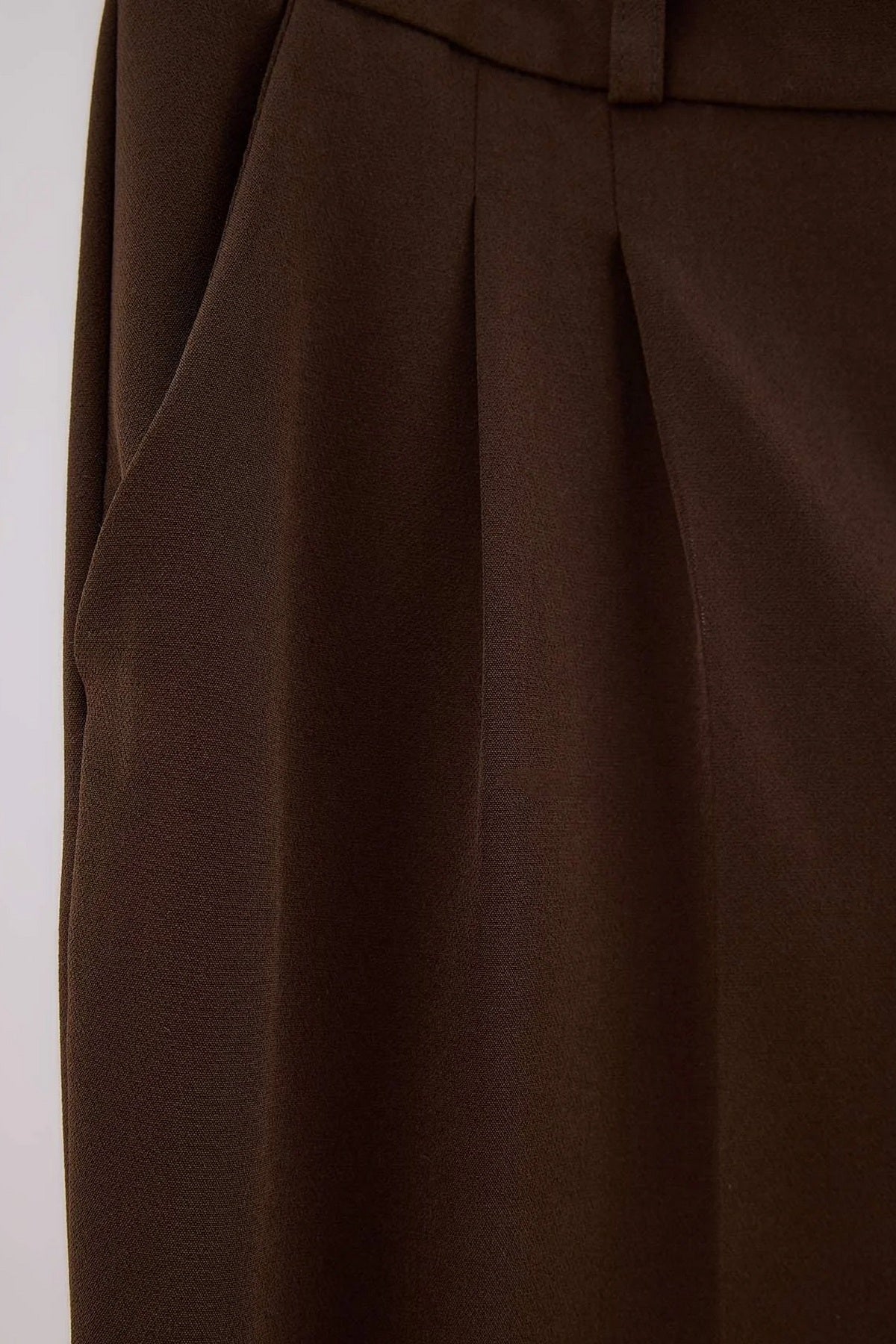 Pantalone TBBSS27AR00007 - braon [djesi-src-d793b53c0634c3d593ee880ab44b01ae37e8db357180e43a2a6700484ee51827]