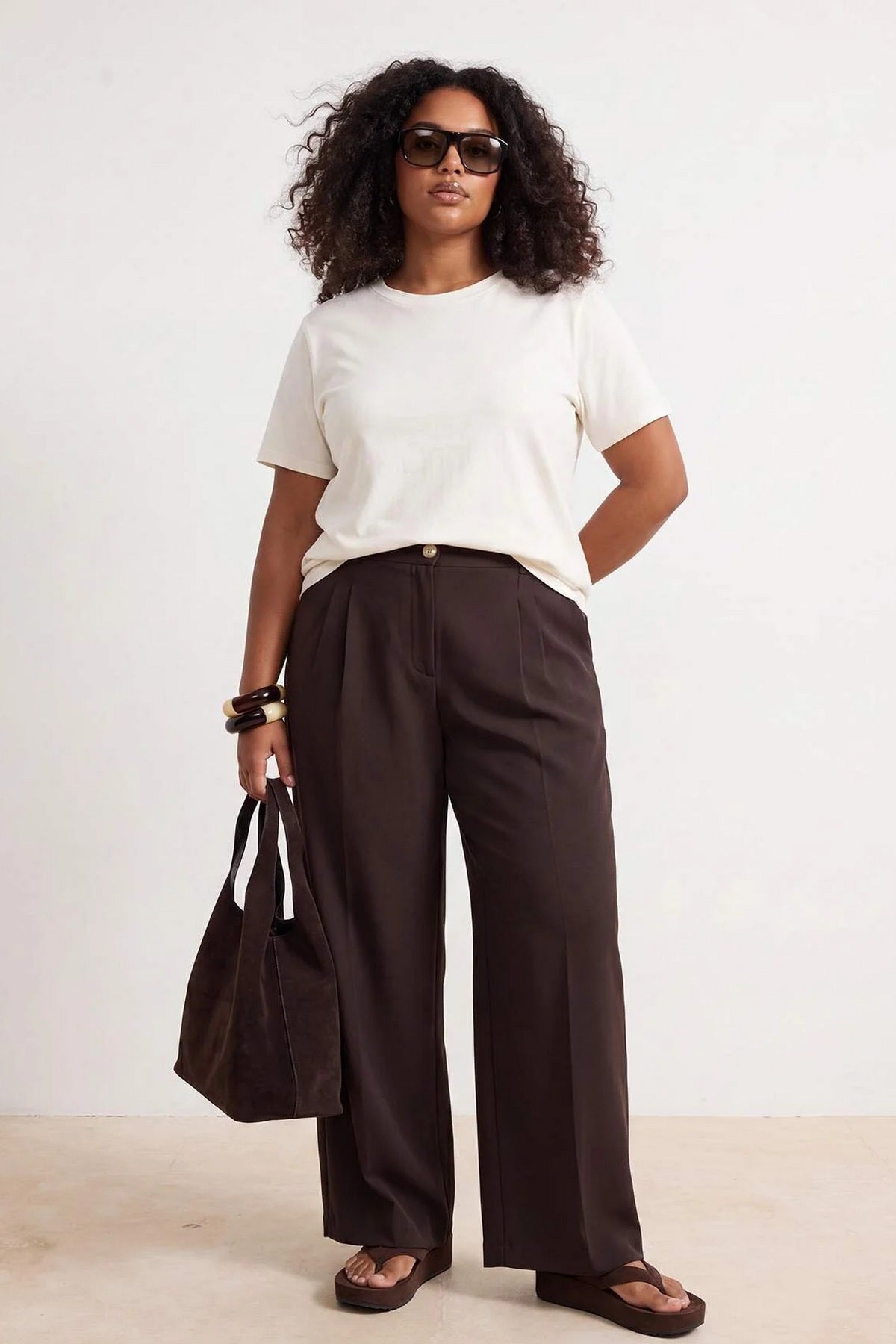 Pantalone TBBSS26AR00051 - braon [djesi-src-3a705e1ebc1ebd96babd1258f2cc8164ada0ce783f40903e205424820d32433c]