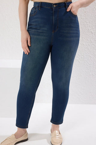 Jeans TBBAW23CJ00059 - plava [djesi-src-ccb658c206c5c5317951377c48a99b8484235da708ecaa76681f49ef57394756]