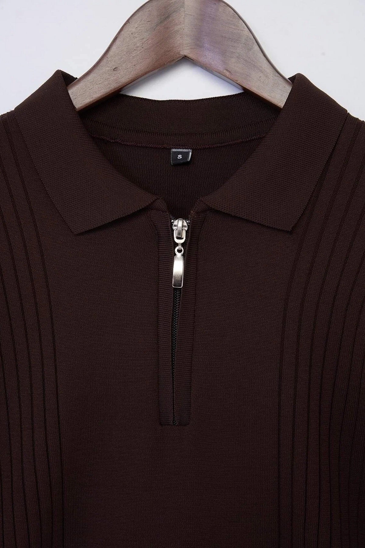Polo majica TMNSS26PO00037 - braon [djesi-src-bcdb8e783cb939b759d1833ce257a90ae25edaa6e42b68a3a0b548fae006b33d]