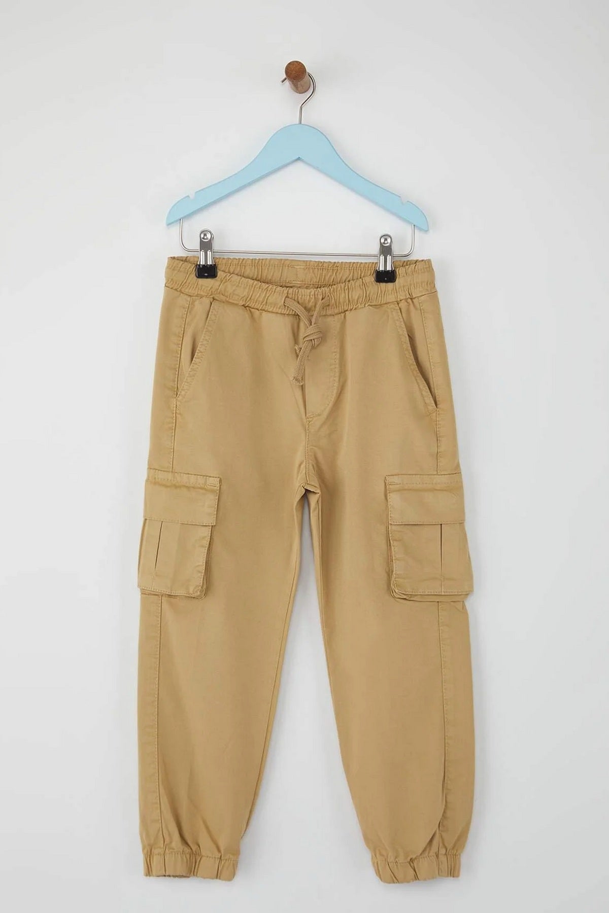 Pantalone TKDAW26PL00001 - bež [djesi-src-1e1a2039303bc5527223632cbbc8cd66e0a51222758af81f0674f02b91e51363]