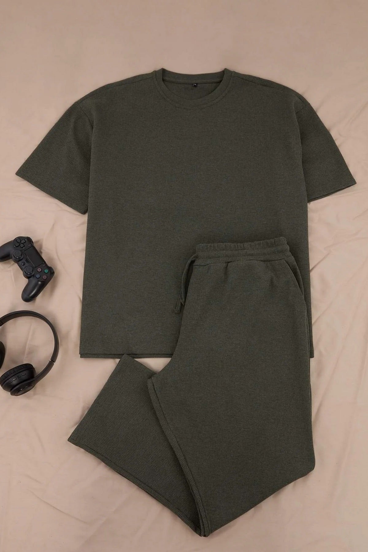 Trenerka TMNSS26TS00060 - khaki [djesi-src-b6432ec14c26760089ca70a2a114ca1225e0a815239ab0c2438ec3c91ffe5096]