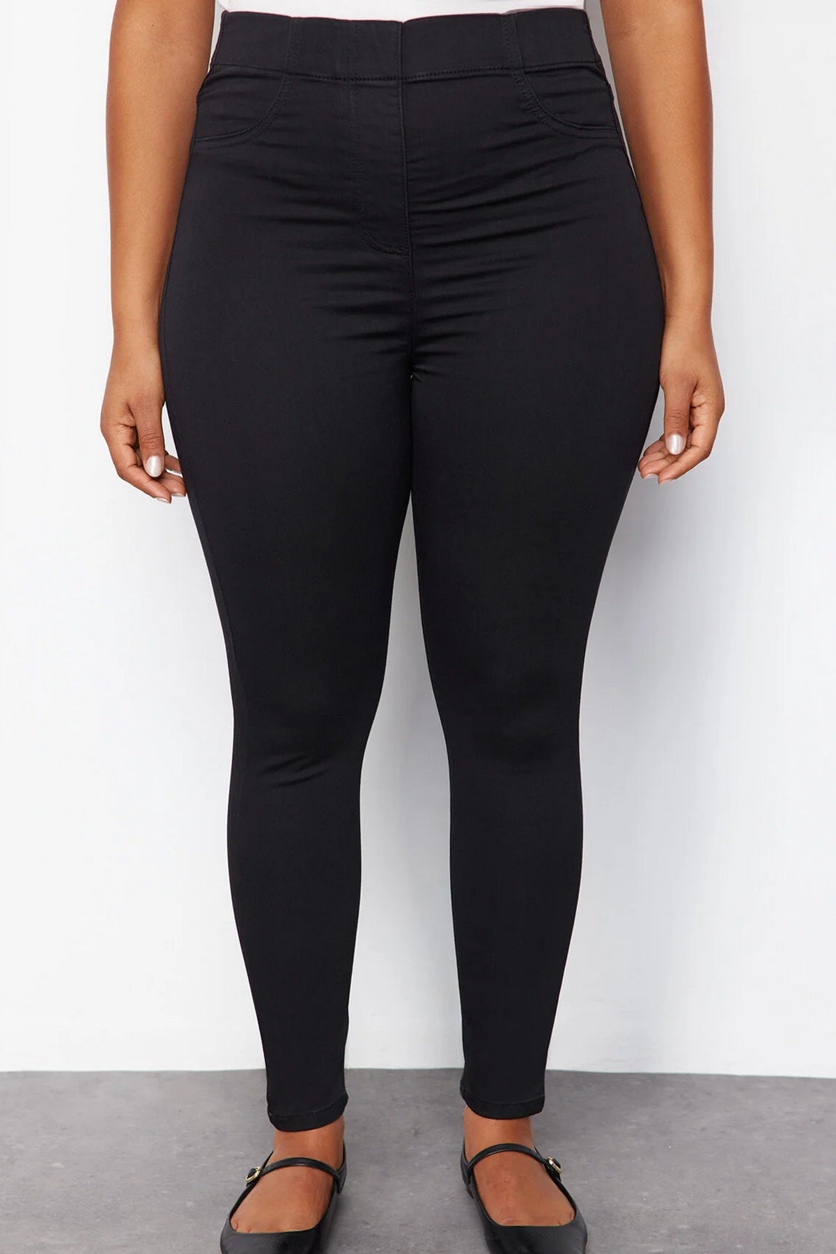 Jeans TBBSS24CJ00034 - crna [djesi-src-7fdbf03506e9e5d23e5dc5b8fb2708d8e3244131566a87808ccf849150448cf4]