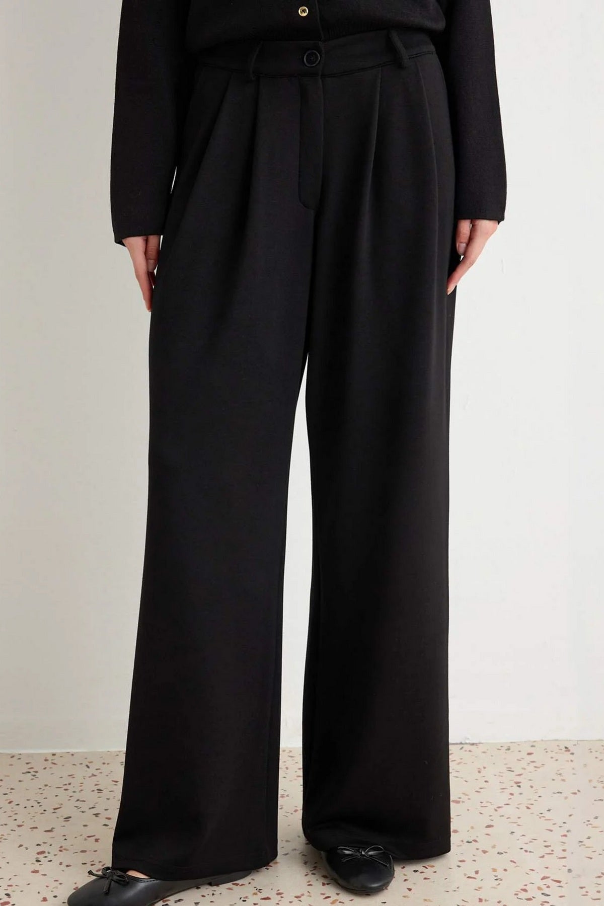 Pantalone TWOAW27PL00043 - crna [djesi-src-f19b4ecb71ee49189be46ec74c5d11cedcae246b8454a9b96ee2d5462aa531a2]